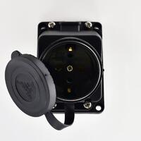 Розетка ОП 16А 2P+PE IP44 220-240В наклонная каучук LEZARD 106-0400-0104/104 - УПС инжиниринг