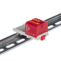 Блок распределительный с вертикал. адаптером на рейки шир. 15/35мм зажим push-in 1 ввод 6кв.мм 6 точек подключения 2.5кв.мм красн. DKC DTP1-106-104SPUR-V - УПС инжиниринг